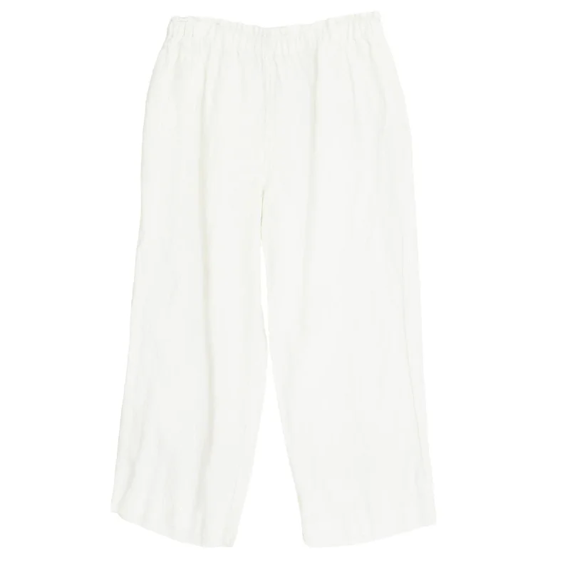 Ivory Solid Capri Pants